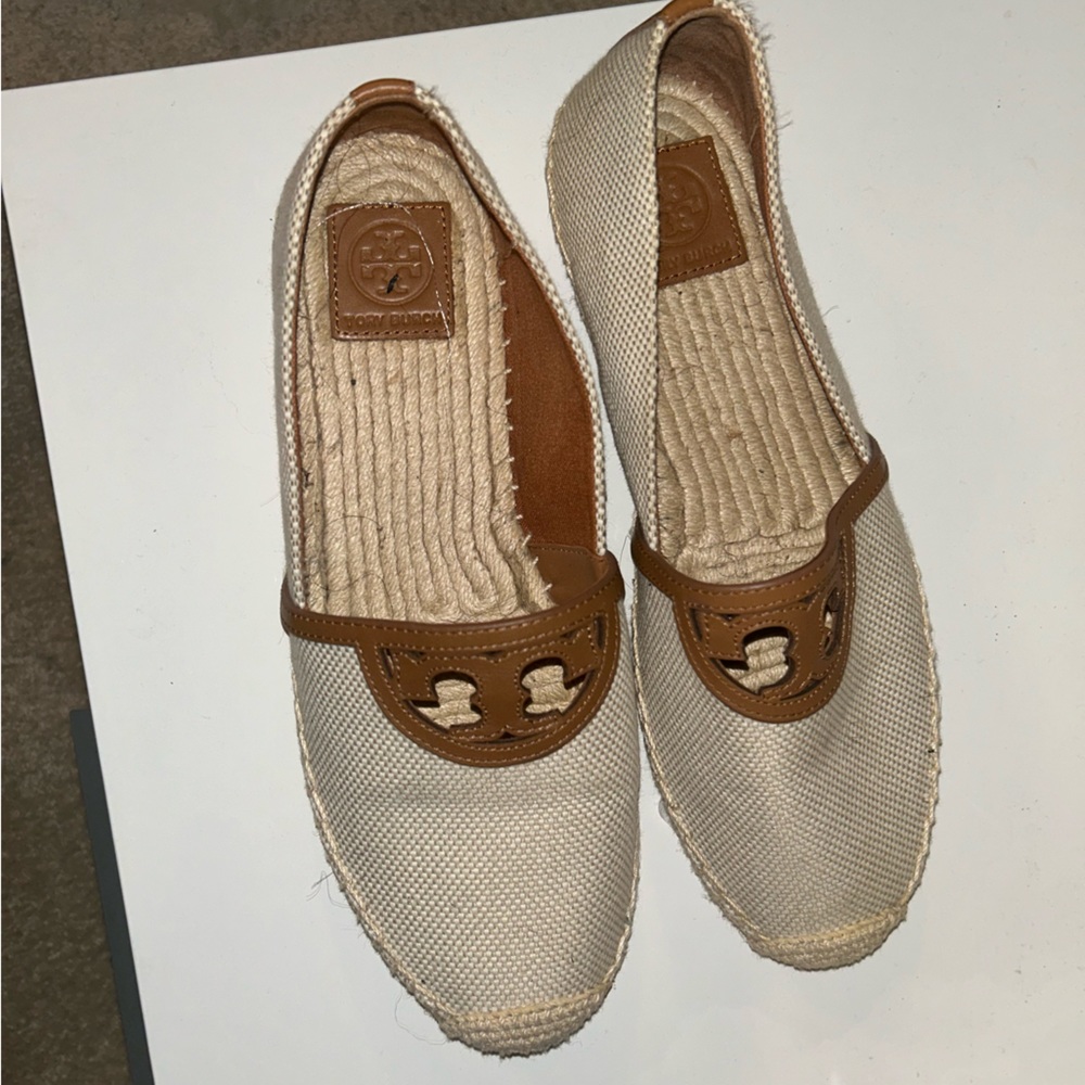 FLASH SALE)) Tory Burch Sidney Luggage Canvas ((FLASH SALE))